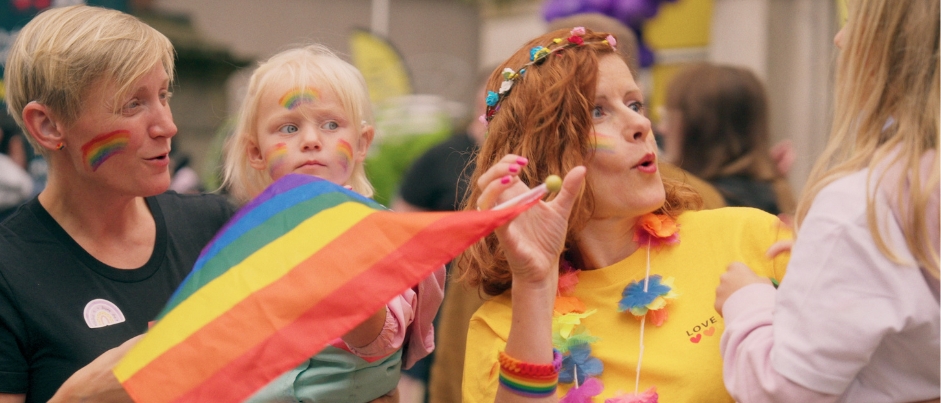 Somalian girl looking to the horizon