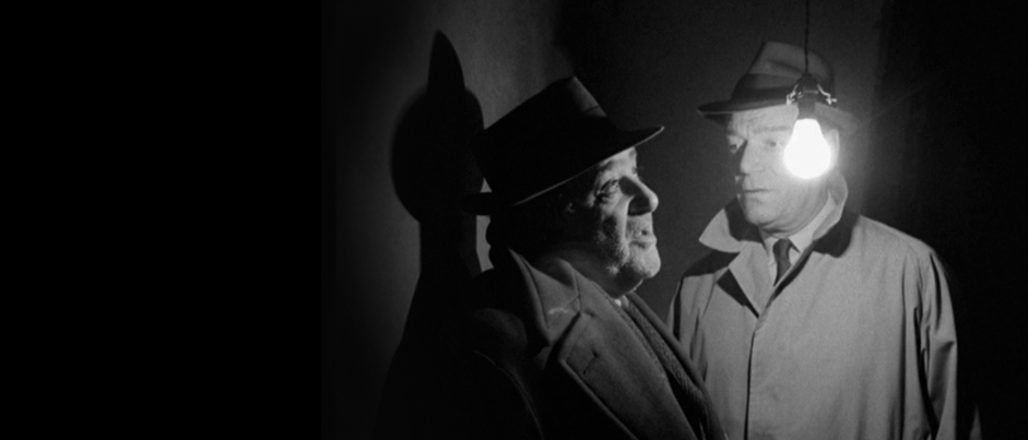 Somalian girl looking to the horizon