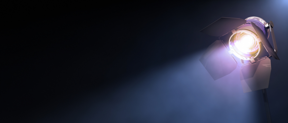 Somalian girl looking to the horizon